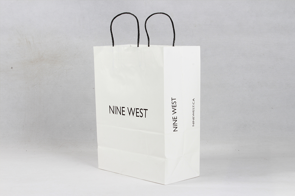 简约型牛皮纸袋 NINE WEST